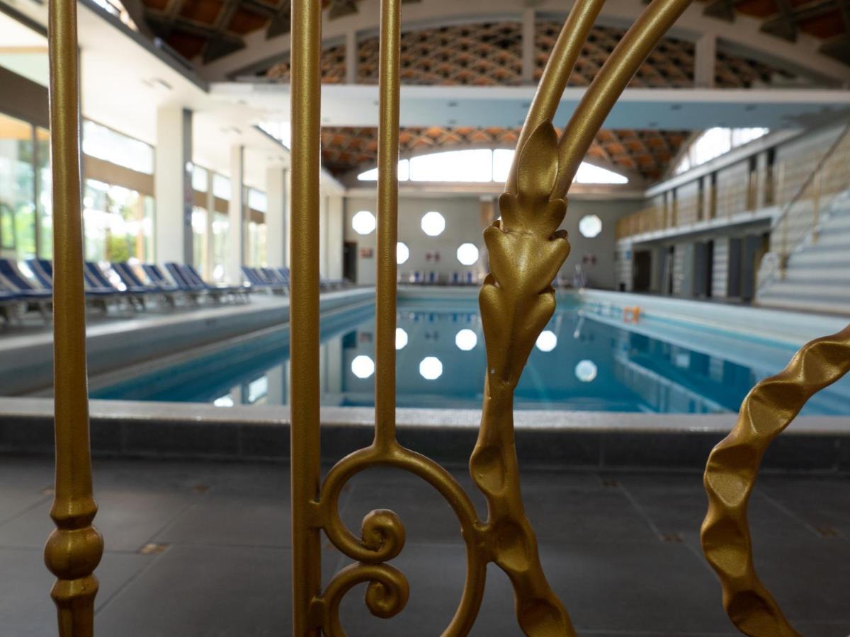 Abano Ritz Hotel Terme Abano Terme Esterno foto The swimming pool