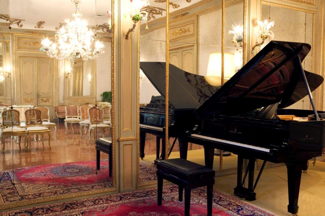 Abano Ritz Hotel Terme Abano Terme Esterno foto The piano room