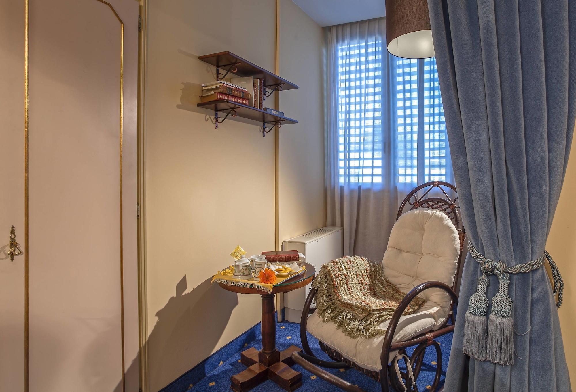Abano Ritz Hotel Terme Abano Terme Esterno foto A room in the hotel