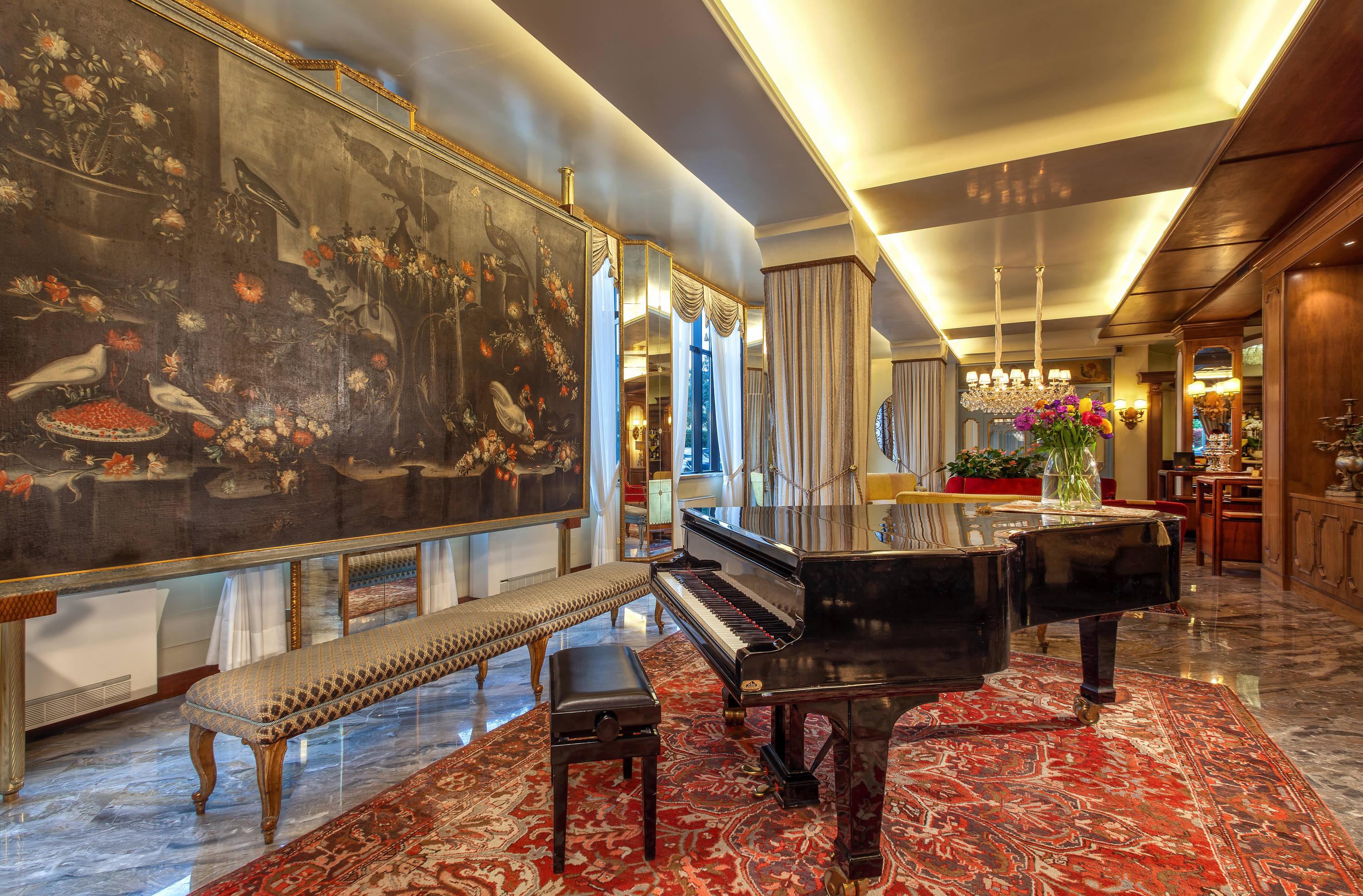 Abano Ritz Hotel Terme Abano Terme Esterno foto The piano in the lobby