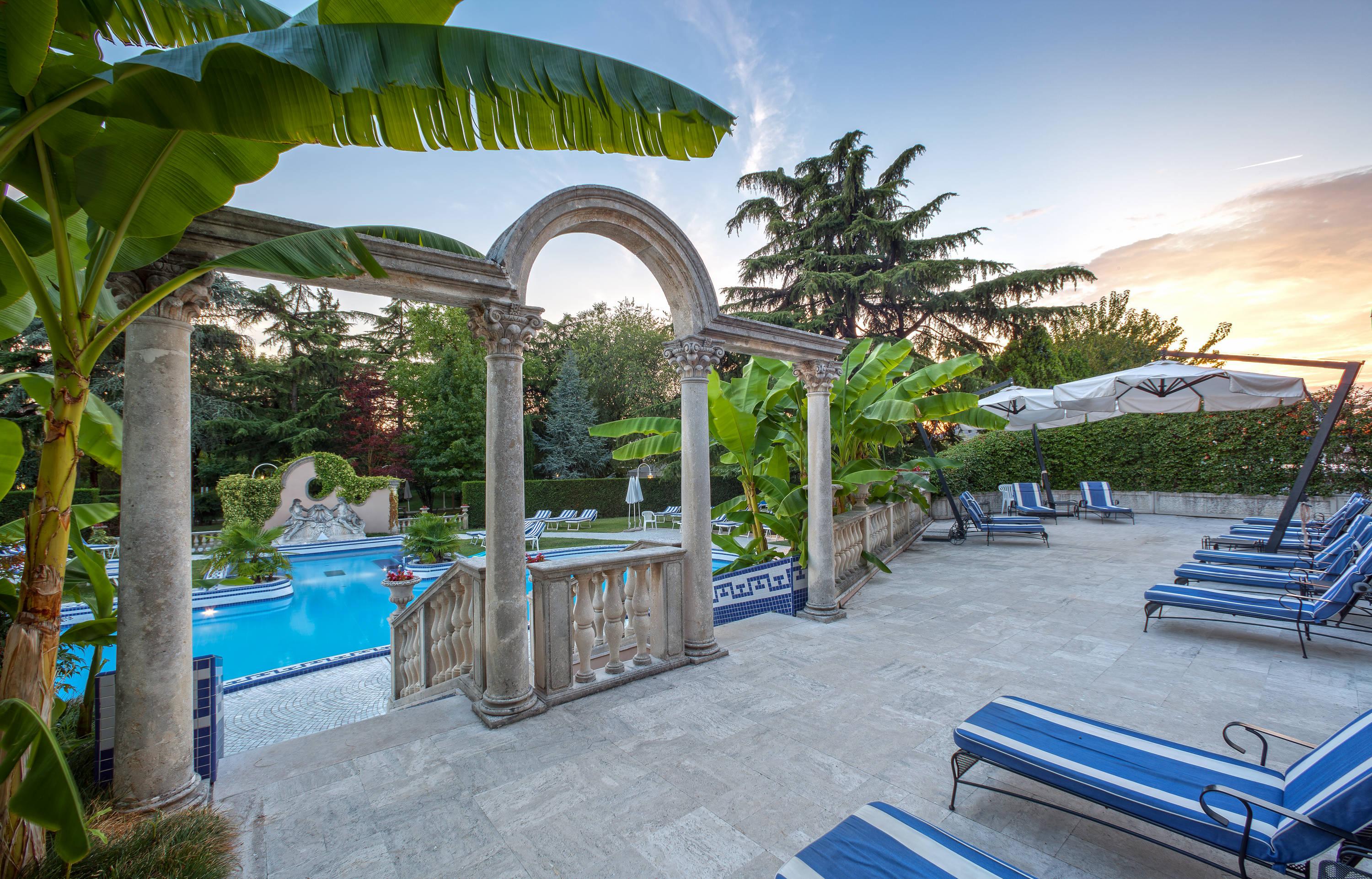 Abano Ritz Hotel Terme Abano Terme Esterno foto The swimming pool at the hotel